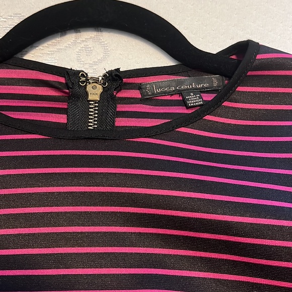 202. NWOT- magenta/black/white very flattering scuba dress - Picture 3 of 3